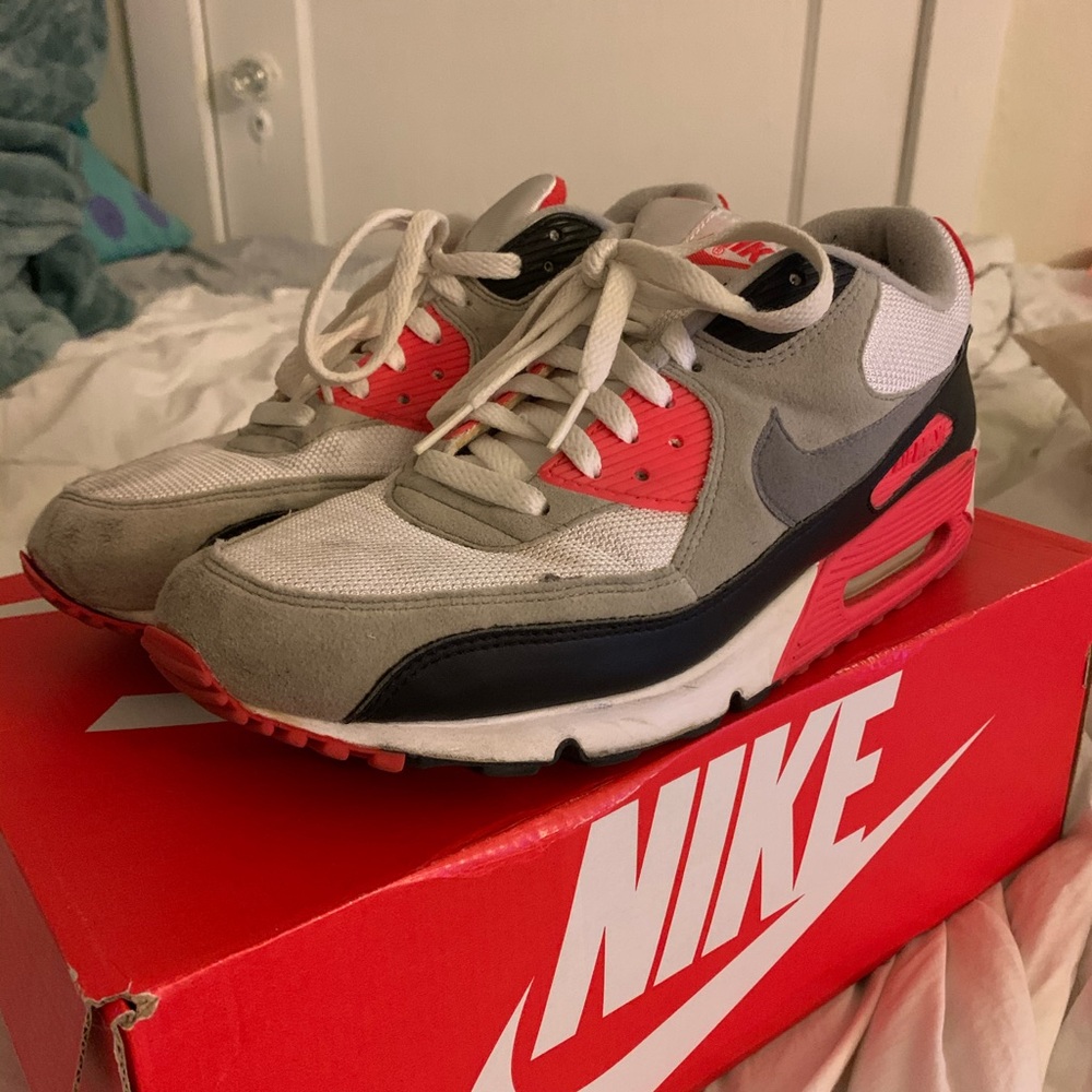 Air Max 90 Infrared Size 10.5 Men’s